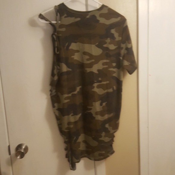 Pacsun Camo distressed shirt - Picture 8 of 8